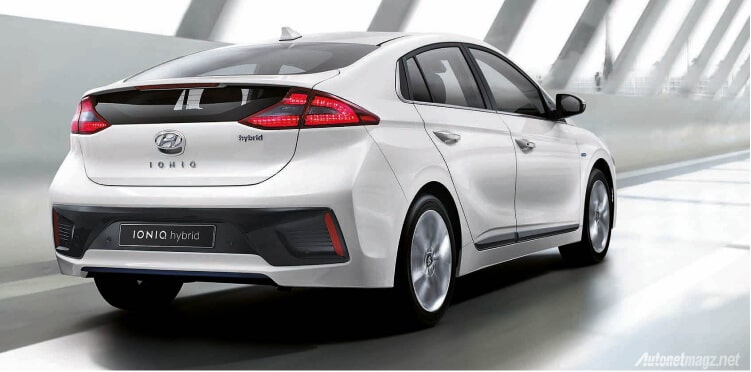 Hybrid Cars and Their 8 Advantages
