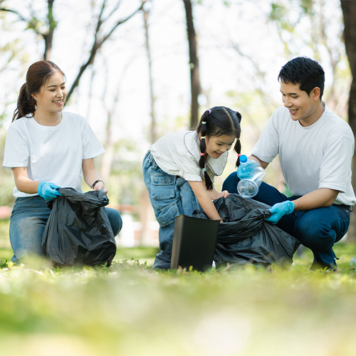 Kegiatan Lingkungan Kerja Bakti Seru untuk Anak dan Keluarga