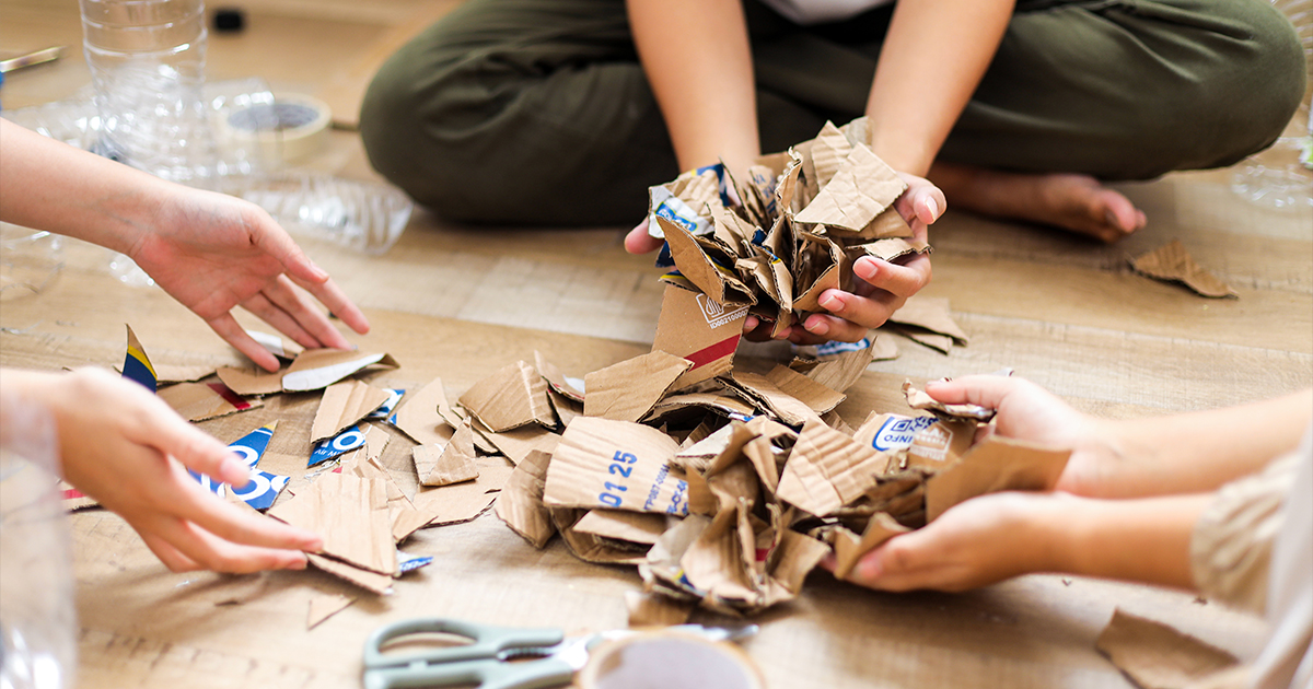 Natural Tie-Dye T-Shirt DIY Tutorial: Creative and Eco-Friendly Activities for Kids