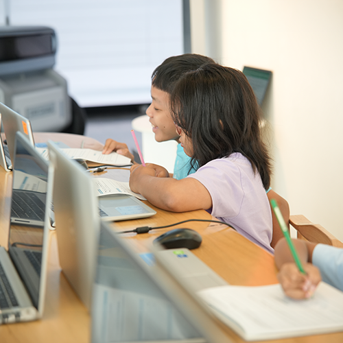 Kenapa Coding Bisa Jadi Aktivitas Seru untuk Anak 