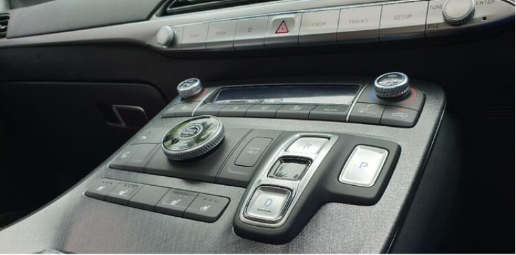 8 Differences Between Manual and Automatic Cars